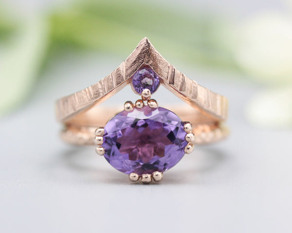 Set of 2 Purple tone, Amethyst cocktail ring with 14k rose gold texture design band with Amethyst ring 14k Rose gold crown design