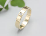 Wedding bands ring in 18k gold in high polished band