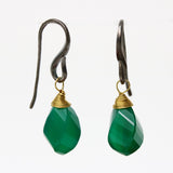 Green onyx drops twist faceted earrings with oxidized sterling silver hooks - Metal Studio Jewelry