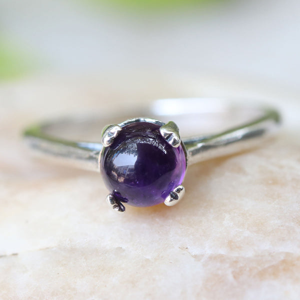 Amethyst sterling silver ring - Metal Studio Jewelry