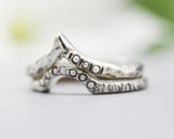 Silver hammer texture design band ring with tiny 3 freshwater pearls set with silver hammer texture band ring with tiny 7 freshwater pearls