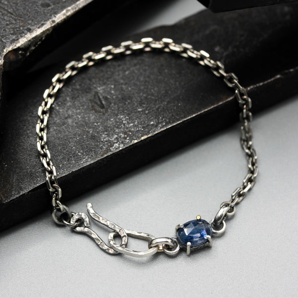 Bracelet oval faceted blue kyanite with oxidized sterling silver chain