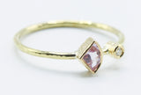 Fan-Shaped Pink Stone Ring in 18k Gold with Clear Accent — product view 8