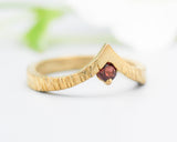 Garnet ring 14k gold crown design with line texture band