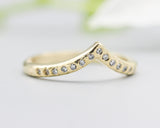 14k gold with hammer texture design band ring with tiny 15 diamond on the center