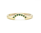 14k gold with line texture design band ring with tiny 7 emerald on the center