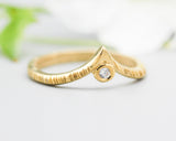 Diamond ring 14k gold crown design with line texture design band