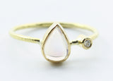 Pear-Shaped Opalescent Stone Ring in 18k Gold — product view 1