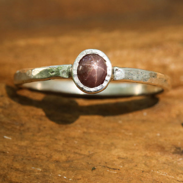 Dainty ring oval multi brown star sapphire in silver bezel setting with sterling silver hammered texture band - Metal Studio Jewelry