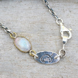 Bracelet oval cabochon moonstone in brass bezel setting and oxidized sterling silver chain - Metal Studio Jewelry