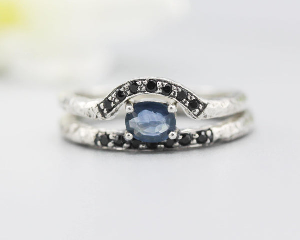 Set of 2 Oval faceted blue sapphire ring and tiny black spinel set with silver with hammer texture design band ring with tiny 7 black spinel