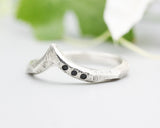 Sterling silver with geometric texture design band ring with tiny 3 black spinel on the side